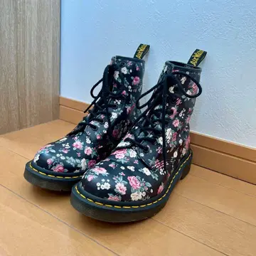 닥터마틴 8홀 부츠 23.5cm 꽃무늬 핑크 x 화이트 여성용