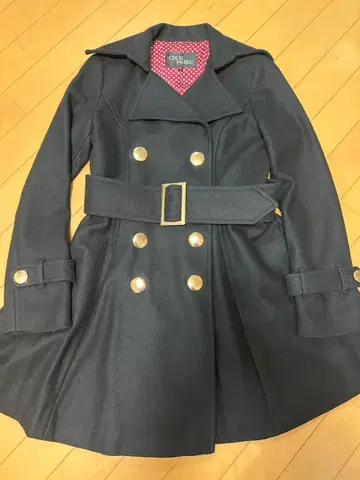 CECIL McBEE 세실 맥비 블랙 울 코트 골드 버튼