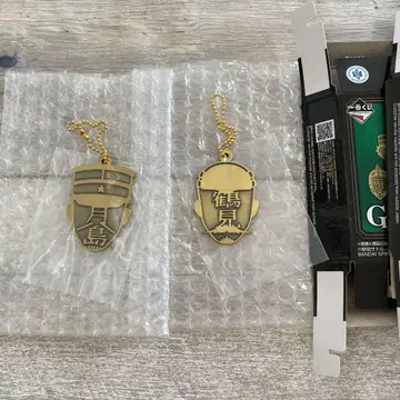 제일복권 골든 카무이 G상 메탈 참 츠루미 중위 츠키시마 중사 세트