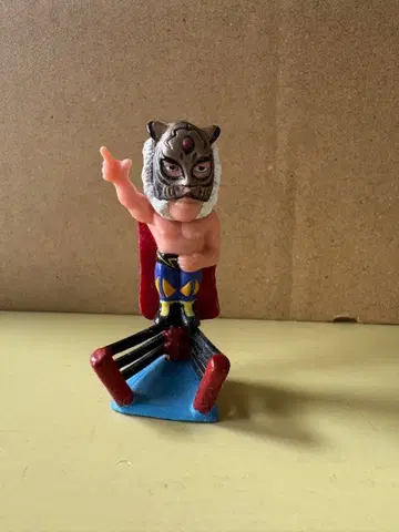 레어 프로 격투 히어로즈 vol.1 신일본 프로레슬링 초대 타이거 마스크