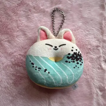 StrayKids 아이엔 폭시니 도넛 참