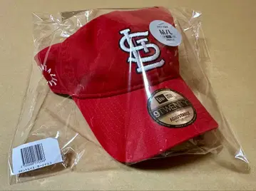 히나타자카46 x MLB x New Era 캡 카디널스 우에무라 히나노