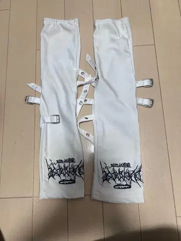 VOLCAN&APHRODITE 암커버 화이트