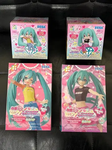 하츠네 미쿠 x 오샤레 마녀 러브 and 베리 피규어 4개 세트