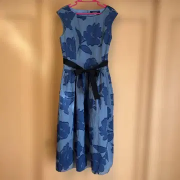 M'S GRACY 파랑 꽃무늬 원피스 40 사이즈