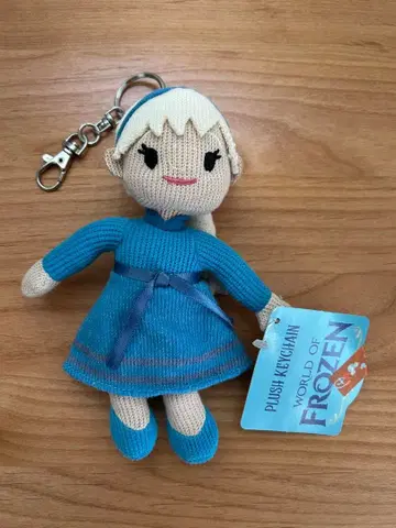 홍콩 디즈니랜드 한정판 겨울왕국 엘사 유아기 봉제 인형 키링