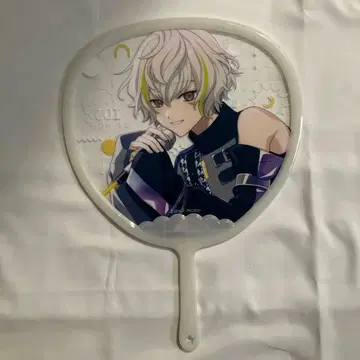 화이트 빛 코팅 프레프레 스켈레톤 부채