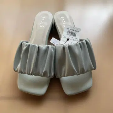 [미사용 새상품] grove 개더뮬 샌들 피스타치오