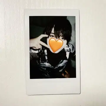 러브식 타로 핑 폴라로이드