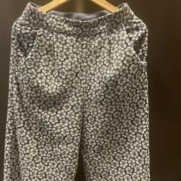 Treat Urself 자수 팬츠