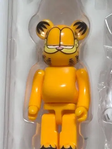베어브릭 시리즈 36 가필드
