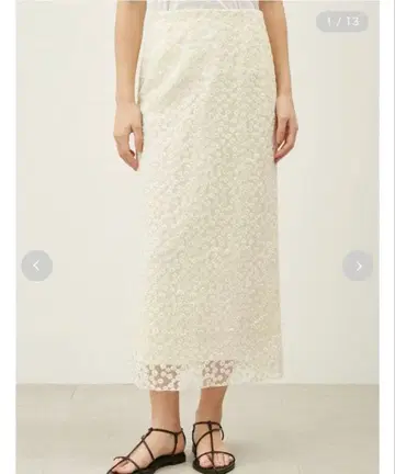 완판템! MilaOwen 꽃무늬 자수 튤 레이어드 스트레이트 스커트