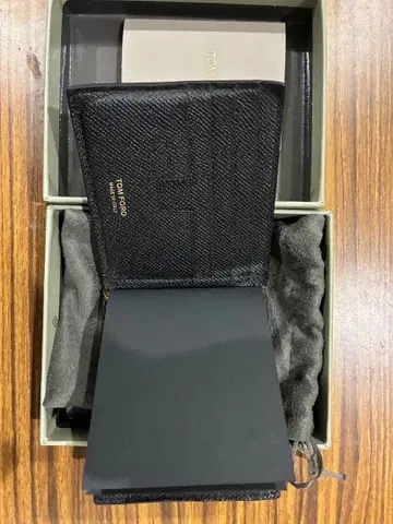 톰 포드 블랙 머니클립