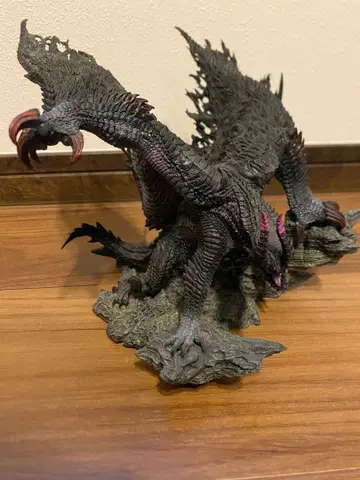 몬스터 헌터 크리에이터즈 모델 고아 마가라 피규어 상자 없음