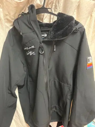 mazume 후드 부착 점퍼 MZFW-873 X-Large