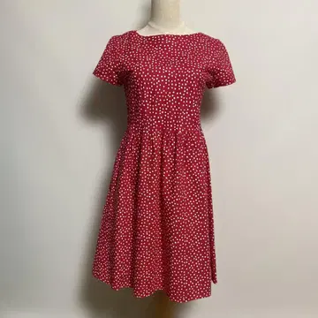 핸드메이드 빨간색에 화이트 도트 무늬의 원피스 코튼지
