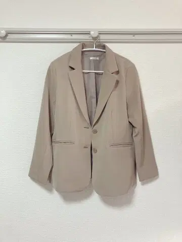 베이지 테일러드 자켓 여성용