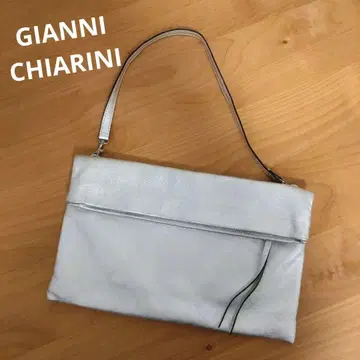 GIANNI CHIARINI 메탈릭 가죽 클러치백 숄더백