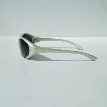 90s Bitch Skateboards sunglasses | 선글라스 | 번개장터 중고거래