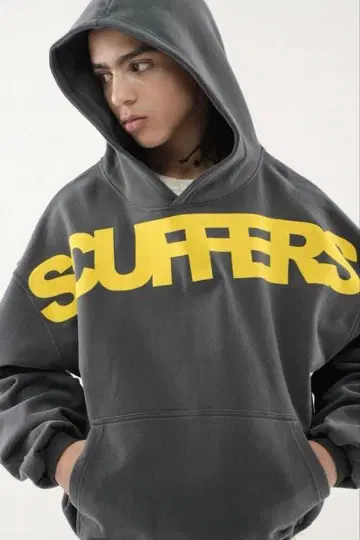 SCUFFERS 후드티