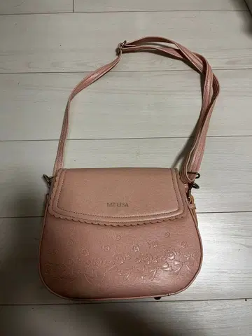 LIZLISA 숄더백