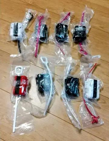 [ 미개봉 새상품 ] 베이블레이드 X 와인더 런처 묶음 판매