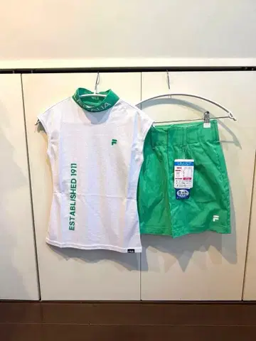 새상품 FILA 셋업 XS 화이트 그린 그린