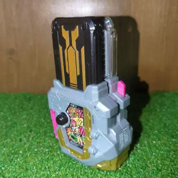 DX 맥시멈 마이티X 가샤트 가면라이더 이그제이드