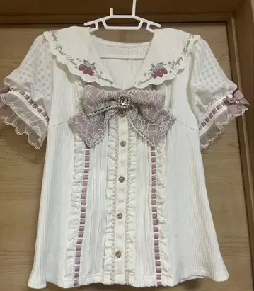 리즈리사 LIZLISA 스트로베리 자수 세일러 리브 블라우스 반팔 딸기