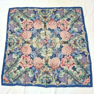 리버티 LIBERTY 꽃무늬 실크 스카프 이탈리아제 블루 대형