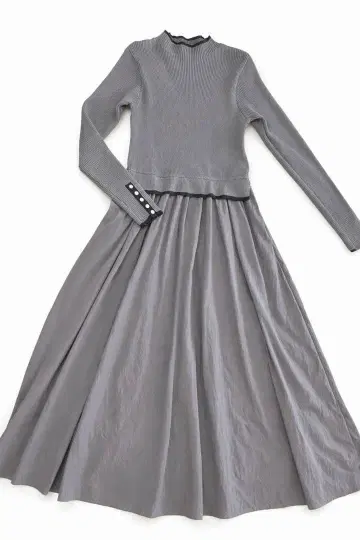 미사용 grove 도킹 원피스 M 그레이 니트 봄