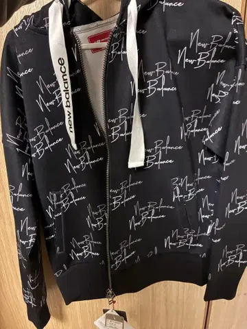 New Balance 로고 프린트 자켓 L