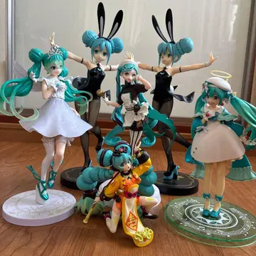 하츠네 미쿠 기념일 피규어 묶음 판매 6체