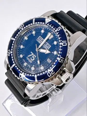 한정판 248/750 75주년 BAUER 다이버즈풍 손목시계