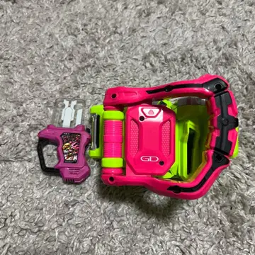 가면라이더 이그제이드 마이티 액션 X 포함