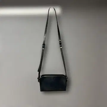 TIDEWAY 블랙 숄더백