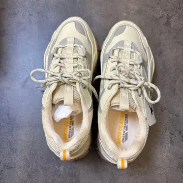 AKIII CLASSIC 아키클래식 URBAN TRACKER 24.5