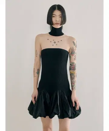 SORIN 갈비뼈 변형 밑단 민소매 드레스