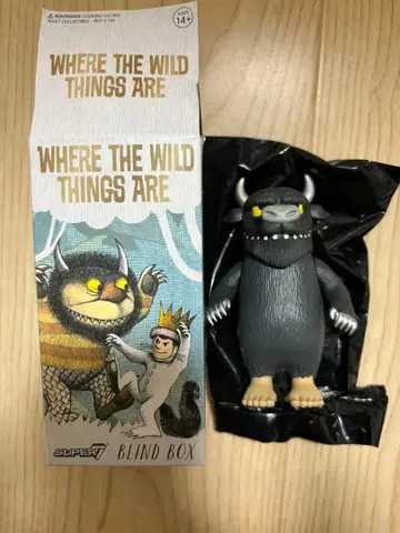 괴물들이 사는 곳 피규어