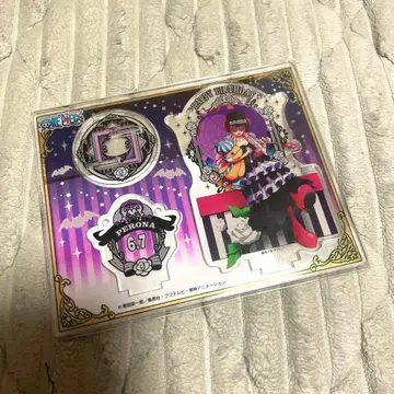 원피스 아크릴 액세서리 스탠드 페로나