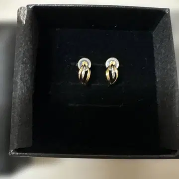 KIRAT 골드 귀걸이