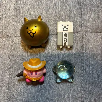 피규어 일괄 판매 (이미지 속 4체)