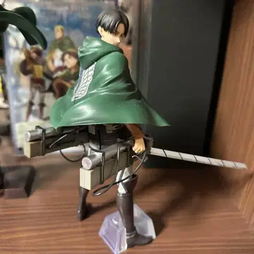 진격의 거인 제일복권 ~짐승의 거인은 내가 처치한다~ B상 리바이 피규어