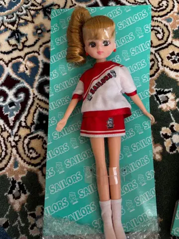 세일러 리카짱 의류 없음