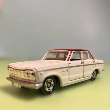 토미카 프린스 스카이라인 2000GT-B