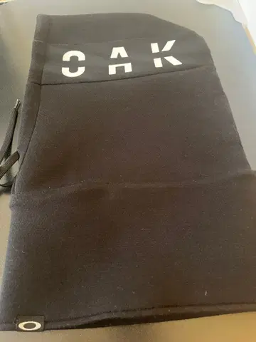 블랙 넥워머 CAK LEY