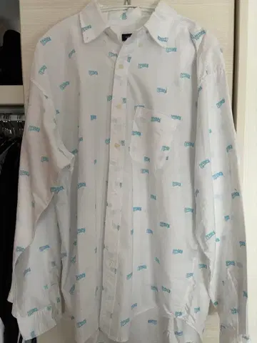 NAUTICA 로고 프린트 화이트 셔츠