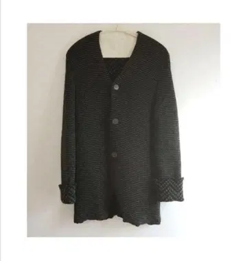 라벨 언더 컨스트럭션 가디건