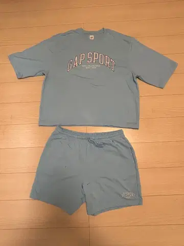 GAP 스카이블루 XL 셋업 티셔츠 숏팬츠