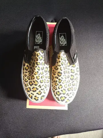 VANS Classic Slip-On 레오파드 무늬 9.5